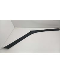 GARNITURE MONTANT INTERIEUR PARE BRISE DROIT 200SX S13 NISSAN