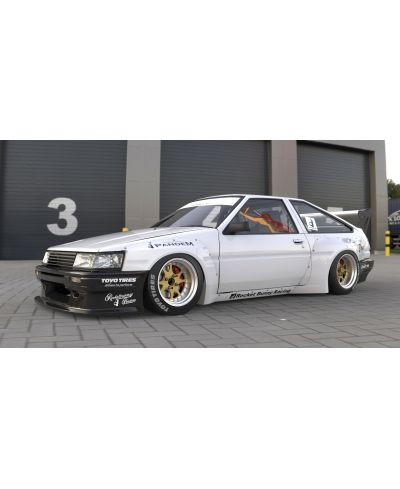 KIT CARROSSERIE PANDEM TOYOTA AE86 LEVIN TRA KYOTO